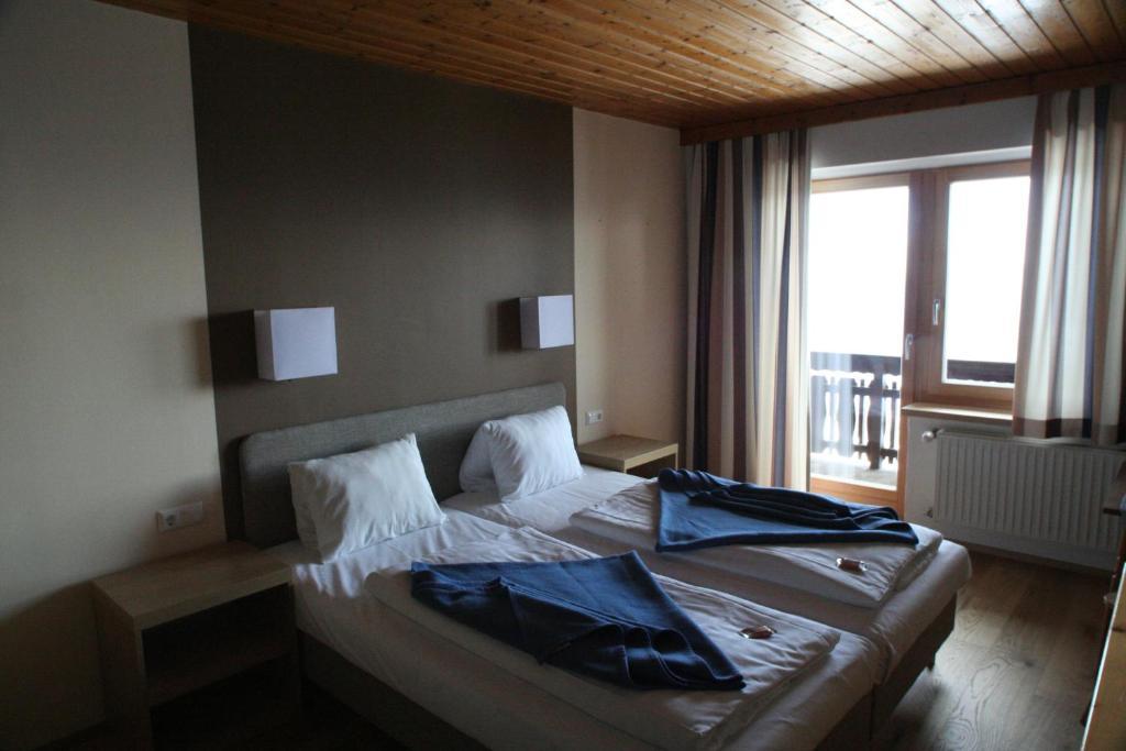Sattleggers Alpenhof & Feriensternwarte Hotel Greifenburg Szoba fotó