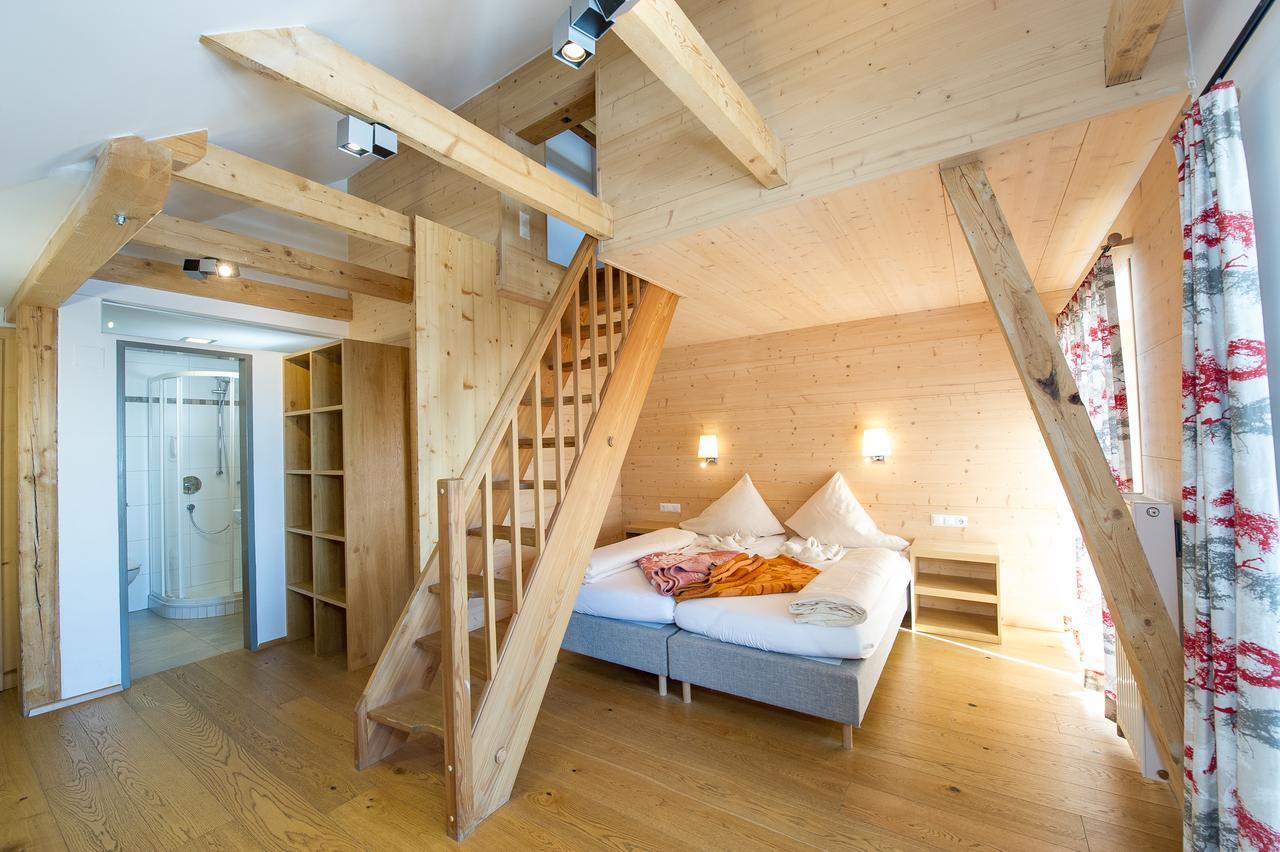 Sattleggers Alpenhof & Feriensternwarte Hotel Greifenburg Kültér fotó