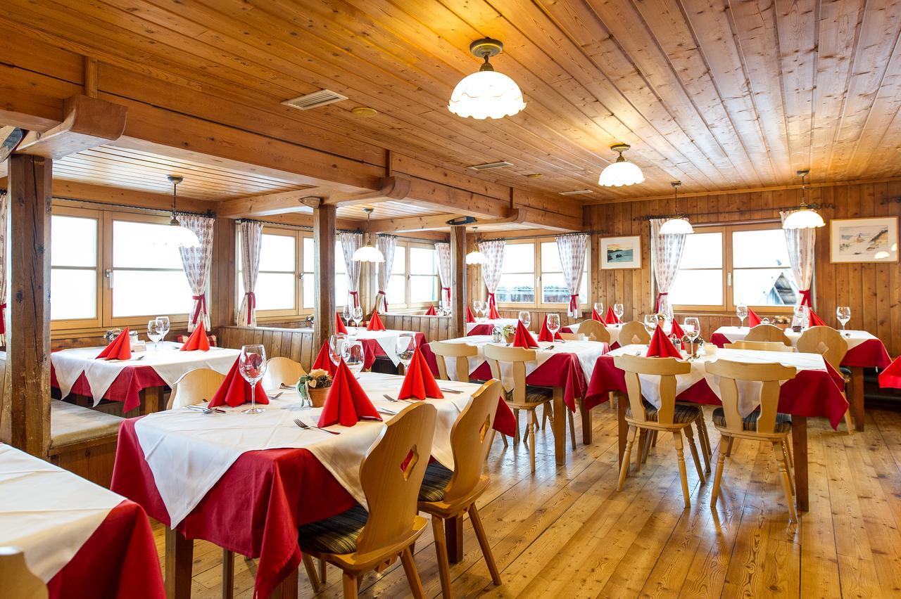Sattleggers Alpenhof & Feriensternwarte Hotel Greifenburg Kültér fotó