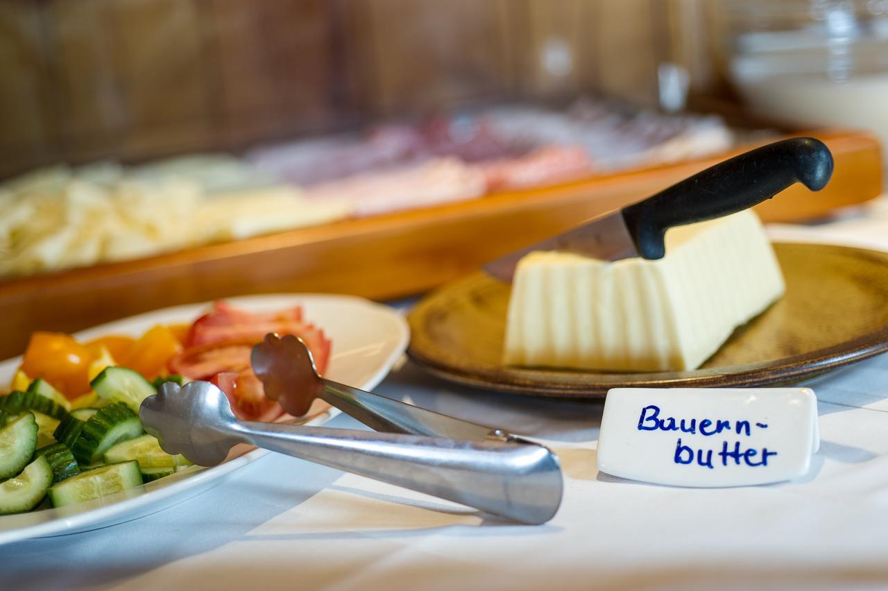 Sattleggers Alpenhof & Feriensternwarte Hotel Greifenburg Kültér fotó