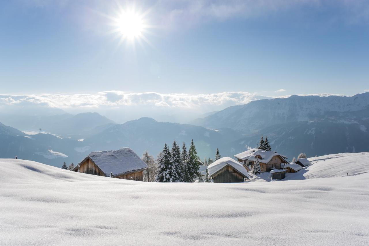 Sattleggers Alpenhof & Feriensternwarte Hotel Greifenburg Kültér fotó